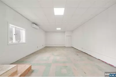 21 Van Blarcom, Midland Park, NJ 07432 - Photo 5