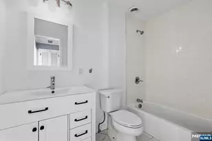 1249 Paterson Plank Road 2, Secaucus, NJ 07094 - Photo 11