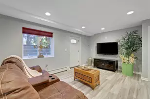 135 Abbott Ave, Palisades Park, NJ 07650 - Photo 35