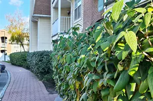 300 Crown Ct 531, Edgewater, NJ 07020 - Photo 3