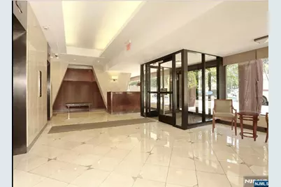 4 Horizon Road G-3 #G-3, Fort Lee, NJ 07024 - Photo 3