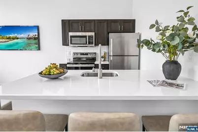 315 Railroad Avenue 108 #108, East Rutherford, NJ 07073 - Photo 11