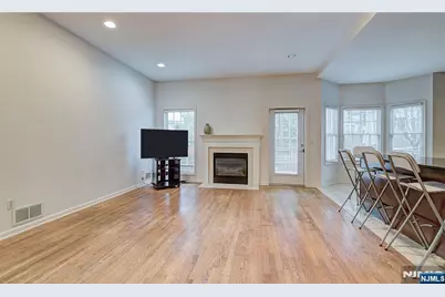 3 Champion Boulevard, Livingston, NJ 07039 - Photo 5