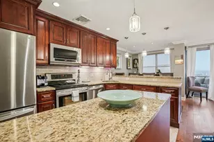 301 Beech 12E, Hackensack, NJ 07601 - Photo 11