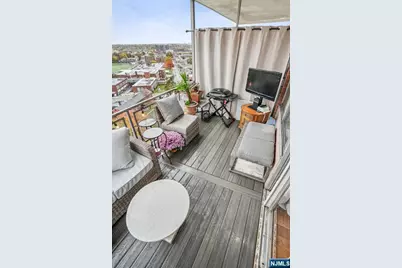 301 Beech 12E #12E, Hackensack, NJ 07601 - Photo 25