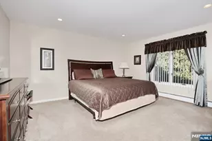 602 Mill Run, Paramus, NJ 07652 - Photo 41