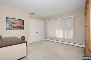 602 Mill Run, Paramus, NJ 07652 - Photo 35