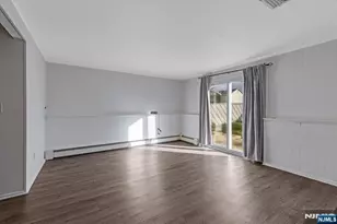 64 Gilbert Ave, Elmwood Park, NJ 07407 - Photo 15