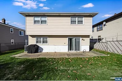 64 Gilbert Avenue, Elmwood Park, NJ 07407 - Photo 21