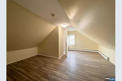 339 Howe Avenue 2 #2, Passaic, NJ 07055 - Photo 21