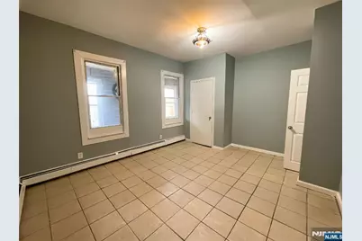 339 Howe Avenue 2 #2, Passaic, NJ 07055 - Photo 7