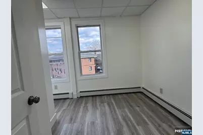 7 Franklin Avenue 6 #6, Harrison, NJ 07029 - Photo 5