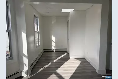 7 Franklin Avenue 6 #6, Harrison, NJ 07029 - Photo 3