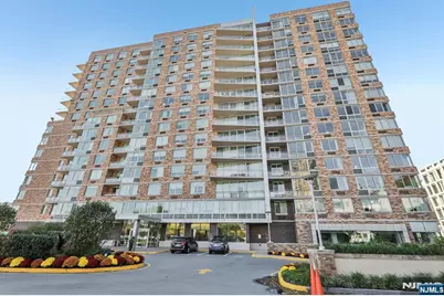 915 Hudson Park, Edgewater, NJ 07020 - Photo 1