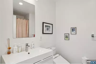 915 Hudson Park, Edgewater, NJ 07020 - Photo 21