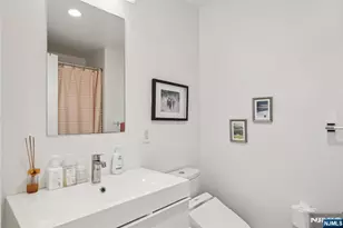 915 Hudson Park, Edgewater, NJ 07020 - Photo 21