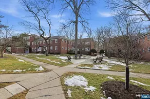 349 Bloomfield Ave 117, Verona, NJ 07044 - Photo 23