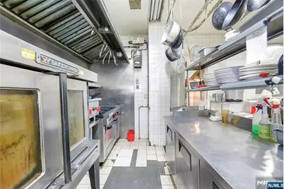 109 Locust Avenue, Wallington, NJ 07057 - Photo 11