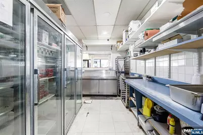 109 Locust Avenue, Wallington, NJ 07057 - Photo 15