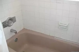 421 Leonhardt Dr 2nd Floor, Saddle Brook Township, NJ 07663 - Photo 7