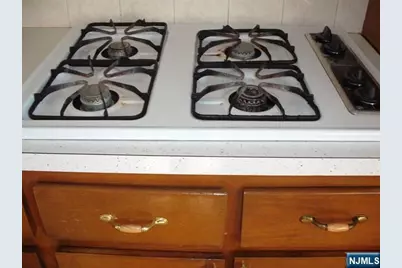 421 Leonhardt Drive 2nd Floor #2nd Floor, Saddle Brook Township, NJ 07663 - Photo 11