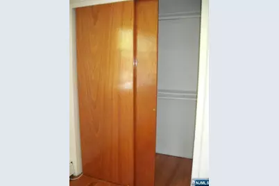 421 Leonhardt Drive 2nd Floor #2nd Floor, Saddle Brook Township, NJ 07663 - Photo 23