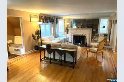 1 Grange Court, Teaneck Township, NJ 07666 - Photo 3