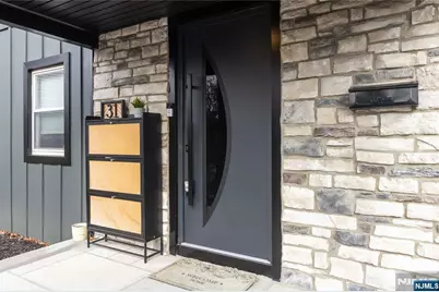 31 Sherman Avenue, Hawthorne, NJ 07506 - Photo 3