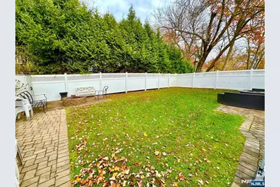 403 Lantana Avenue, Englewood, NJ 07631 - Photo 29