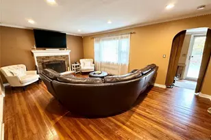 403 Lantana Ave, Englewood, NJ 07631 - Photo 3