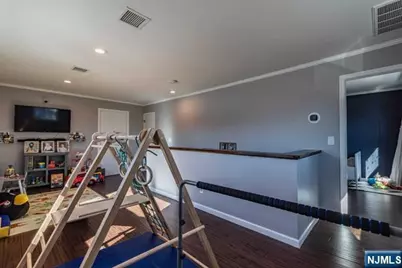 34 Heights Avenue, Fair Lawn, NJ 07410 - Photo 15