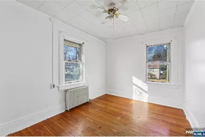 109 Luke Avenue, Bergenfield, NJ 07621 - Photo 13