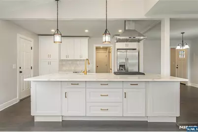 86 Lake W Drive, Wayne, NJ 07470 - Photo 13