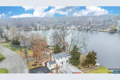 86 Lake W Drive, Wayne, NJ 07470 - Photo 27