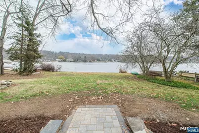 86 Lake W Drive, Wayne, NJ 07470 - Photo 25