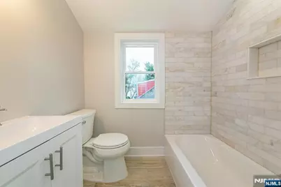 86 Lake W Drive, Wayne, NJ 07470 - Photo 19