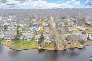 86 Lake W Dr, Wayne, NJ 07470 - Photo 33