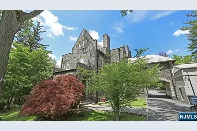 394 E Palisade Avenue, Englewood, NJ 07631 - Photo 33