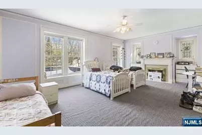 394 E Palisade Avenue, Englewood, NJ 07631 - Photo 25