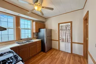 216 Laurel Ave Apt2, Kearny, NJ 07032 - Photo 3