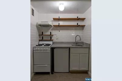 401 Park Place 1-E #1-E, Fort Lee, NJ 07024 - Photo 9