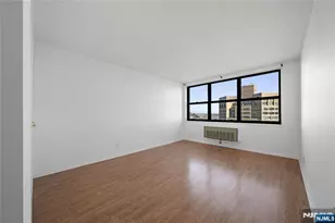 7000 Blvd East 41L, Guttenberg, NJ 07093 - Photo 17