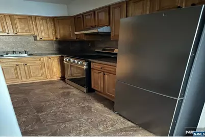 476 Main Street 2Cd Flr #2CD flr, Fort Lee, NJ 07024 - Photo 5