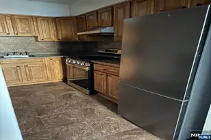 476 Main Street 2Cd Flr, Fort Lee, NJ 07024 - Photo 5