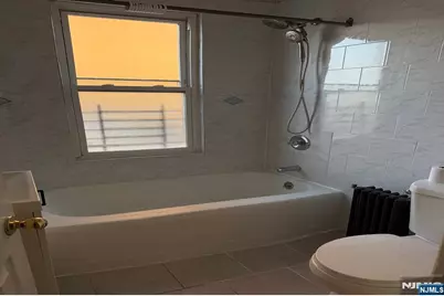 476 Main Street 2Cd Flr #2CD flr, Fort Lee, NJ 07024 - Photo 3