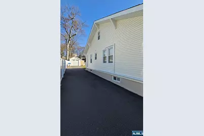 421 Lincoln Avenue, Pompton Lakes, NJ 07442 - Photo 41