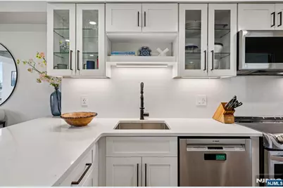 689 Luis Munoz Marin Boulevard 703 #703, Jersey City, NJ 07310 - Photo 11