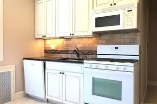 808 Fairview 2, Fort Lee, NJ 07024 - Photo 1