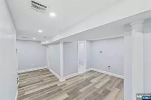 191 Harrison St, Passaic, NJ 07055 - Photo 37