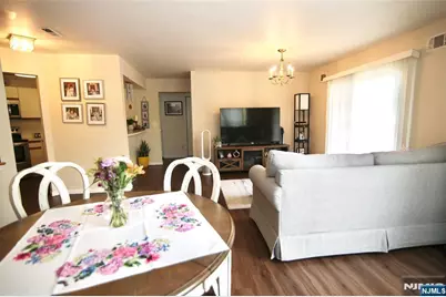 1480 Westgate Drive, Fort Lee, NJ 07024 - Photo 5